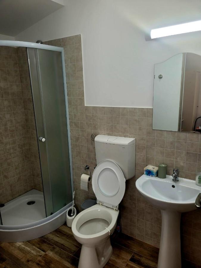 Hotel Casa Ema Orşova Esterno foto