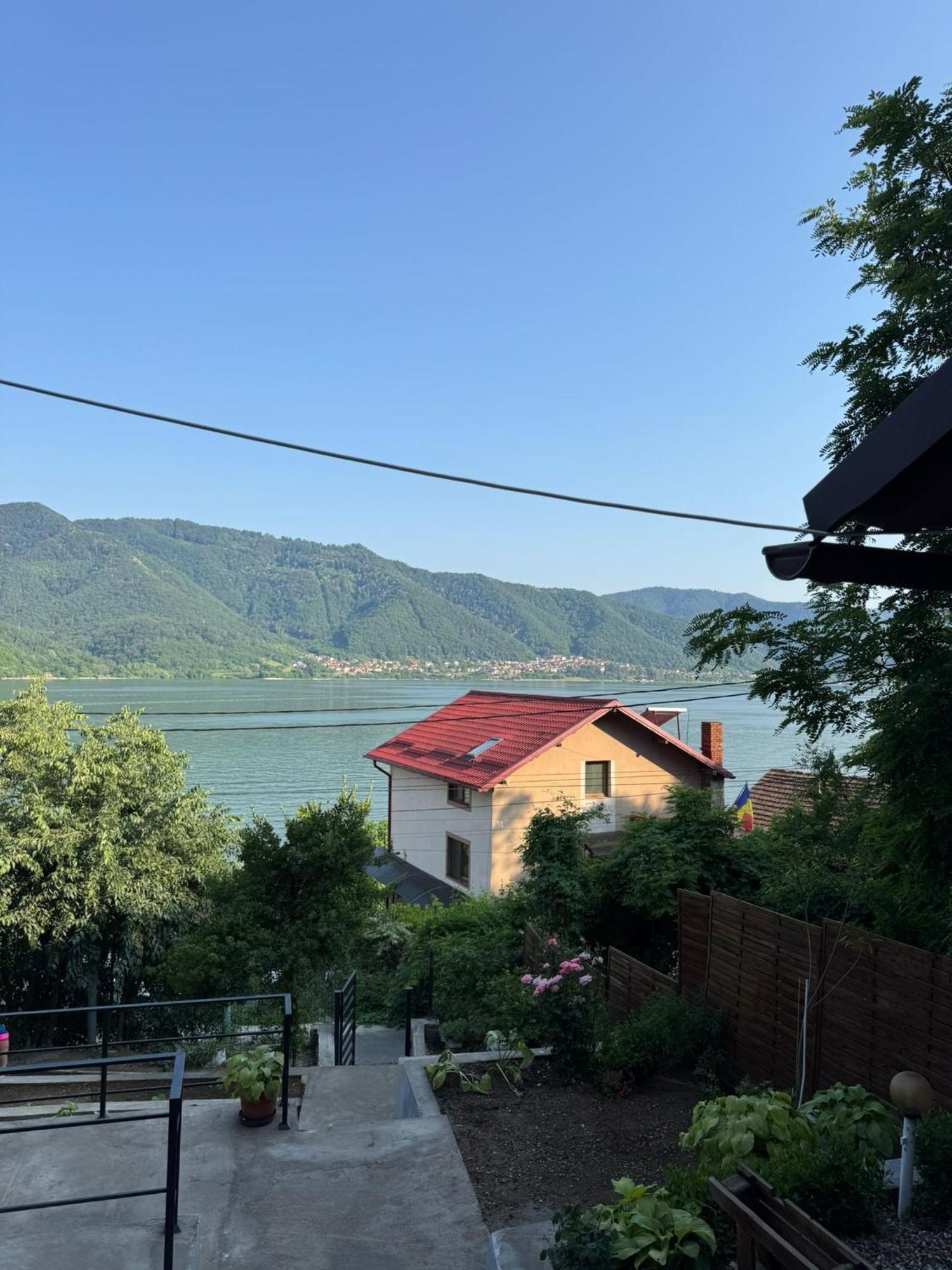 Hotel Casa Ema Orşova Esterno foto